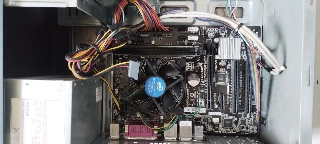 Desktop Para peças - Foto 4
