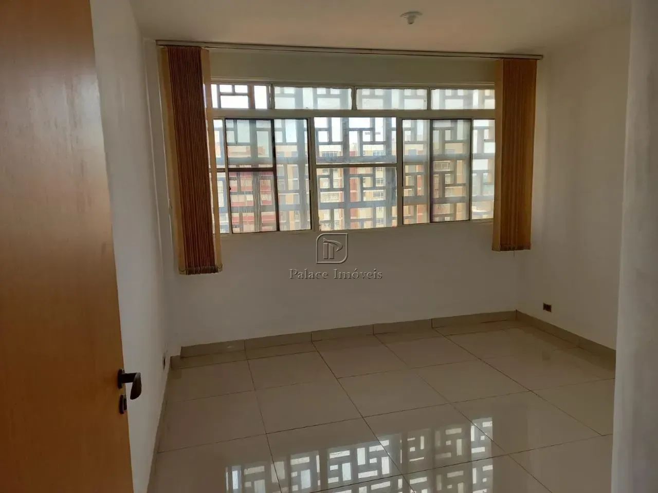 SALA COCOMERCIAL Á VENDA , 1 BANHEIRO, CENTRO - Foto 2