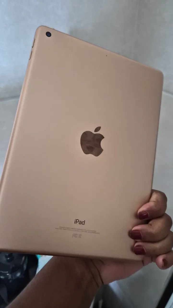 Ipad 6 Rose Gold - 32GB Impecável