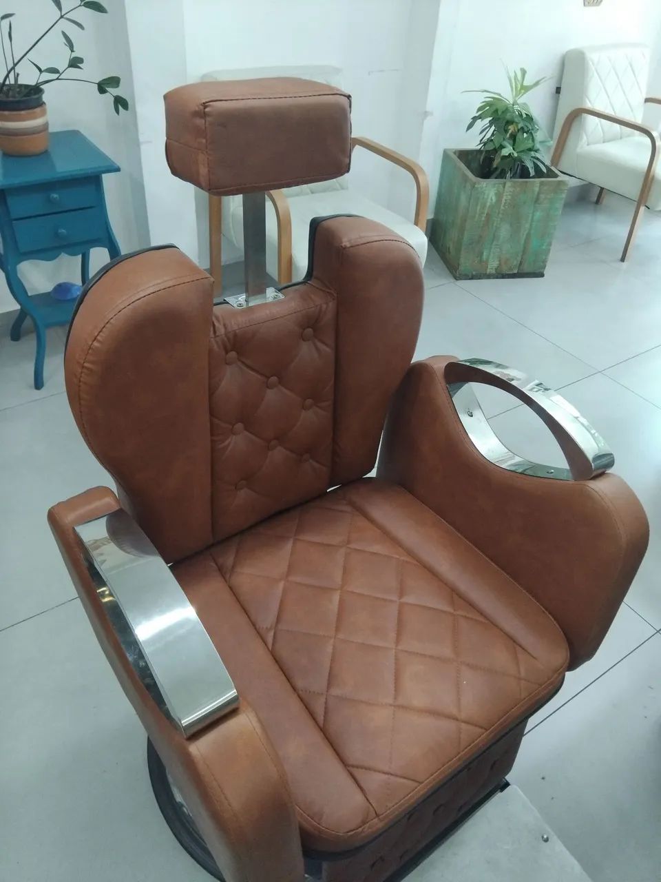 Poltrona de salão e barbearias  - Foto 4