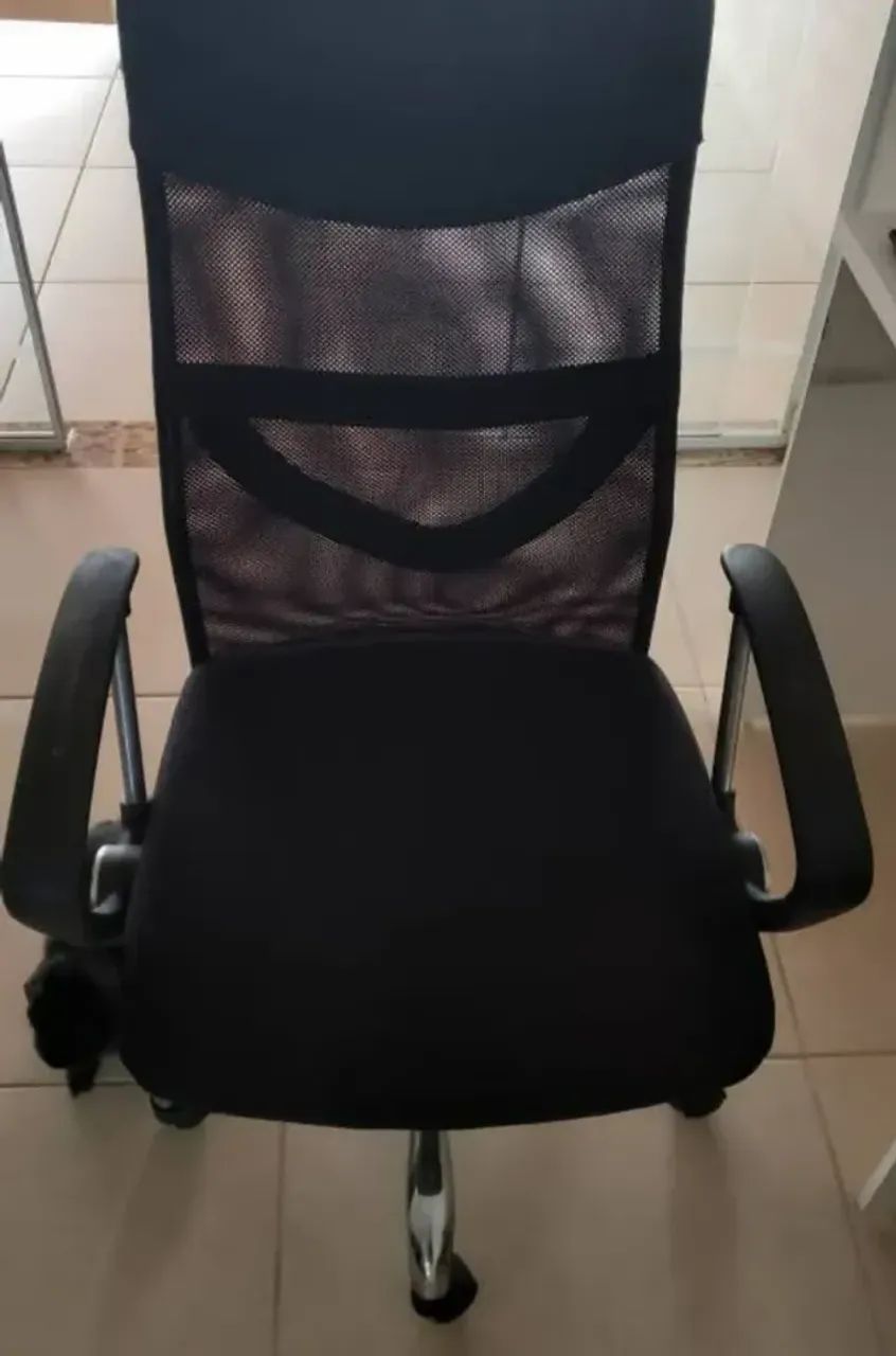 Cadeira de Escritório Giratória Preta