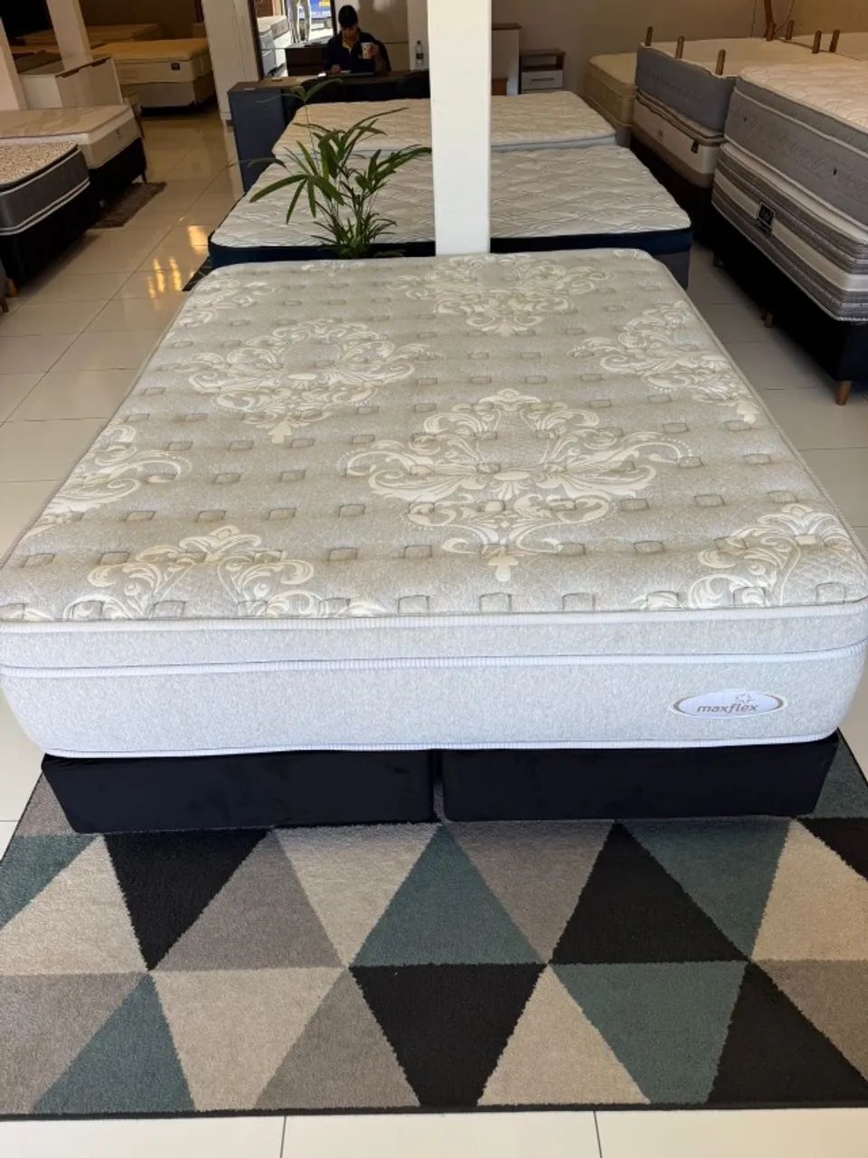 Colchão QUEEN MAXFLEX SEMINOVO TOP - Entrego!  - Foto 5