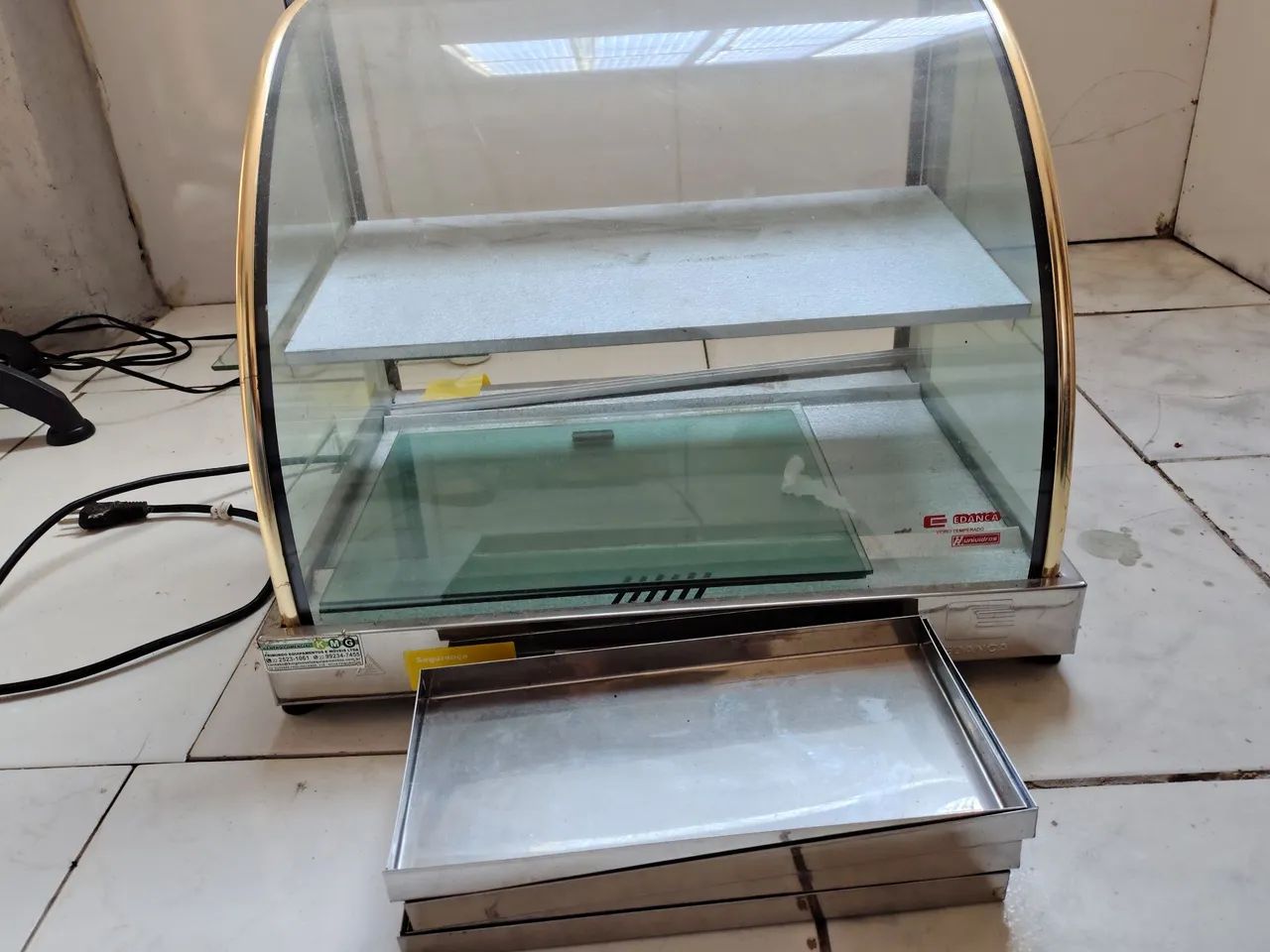 Estufa para salgados 220v com 6 bandejas 