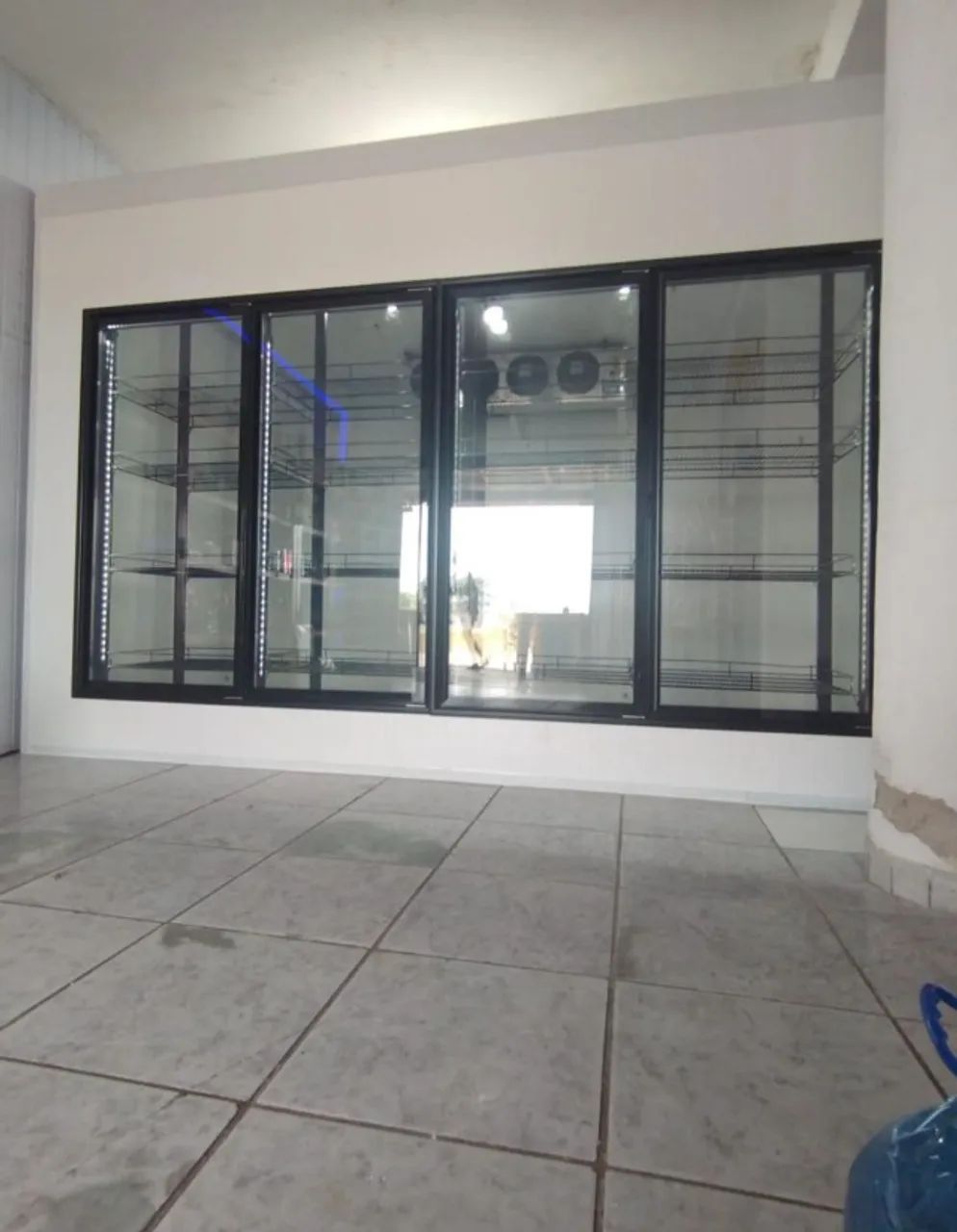 WALK-IN COOLER - PROJETO SOB MEDIDA