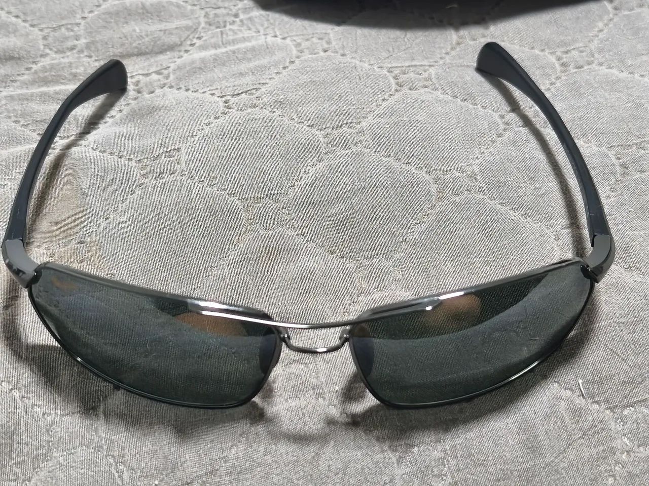 Óculos Maui Jim - Ótimo estado, com caixa - Foto 2