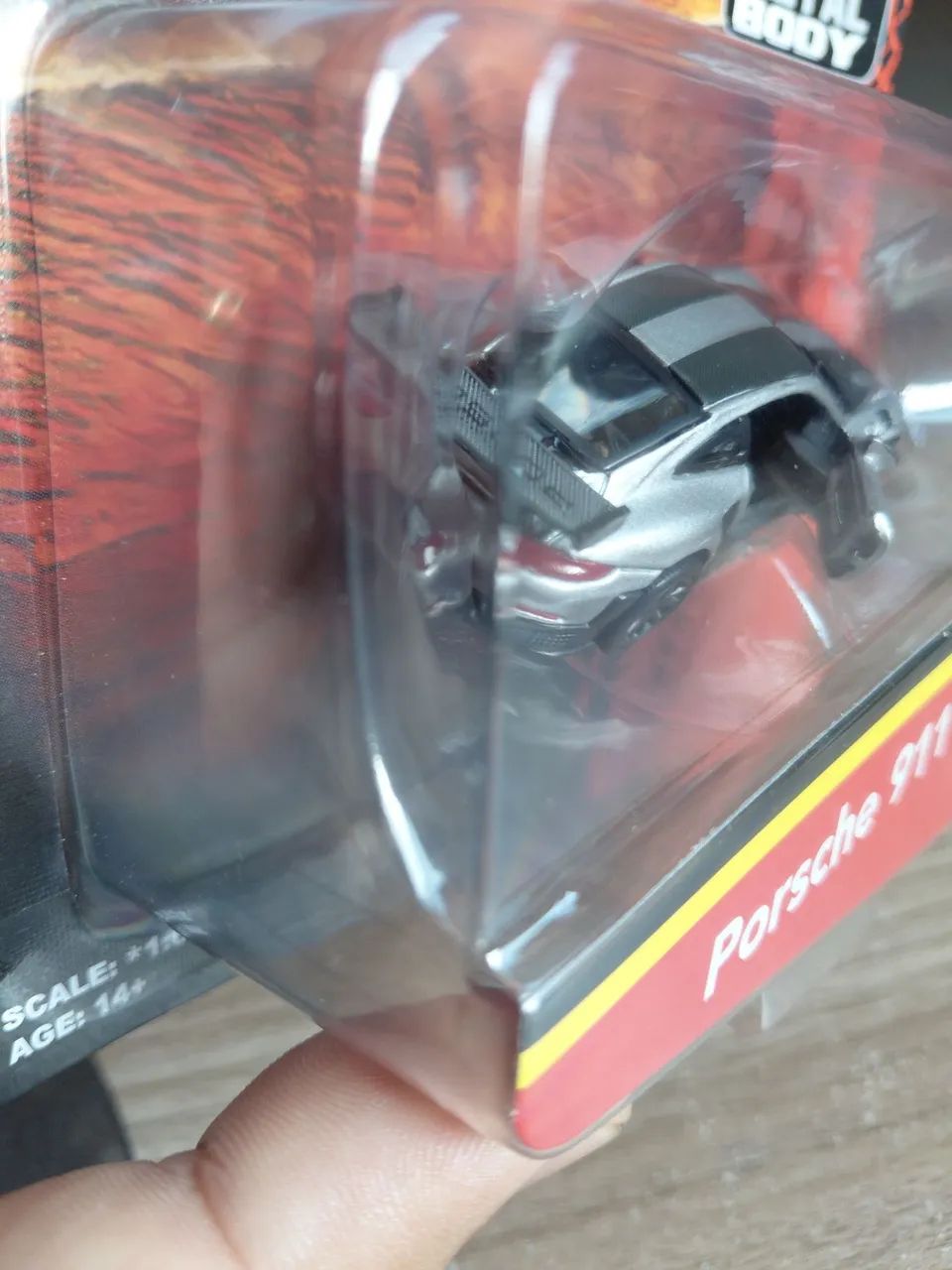 Maisto Porsche GT2 RS 1:64 - Foto 2