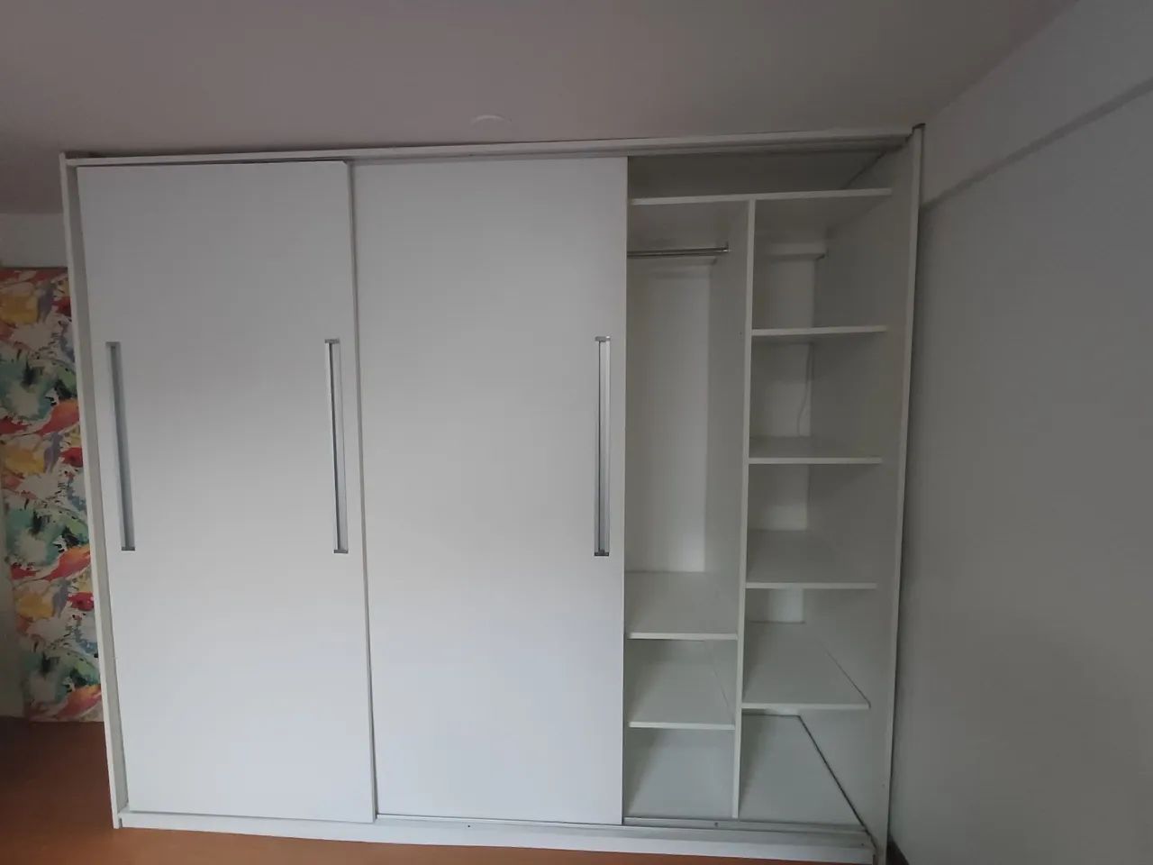 Guarda roupa com 3 portas de correr - Foto 3