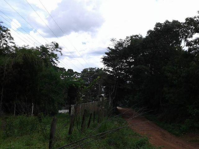 Lote de 5 mil mt2 chacara vale das antas medidas 50x100 valor 90 mil - Foto 2