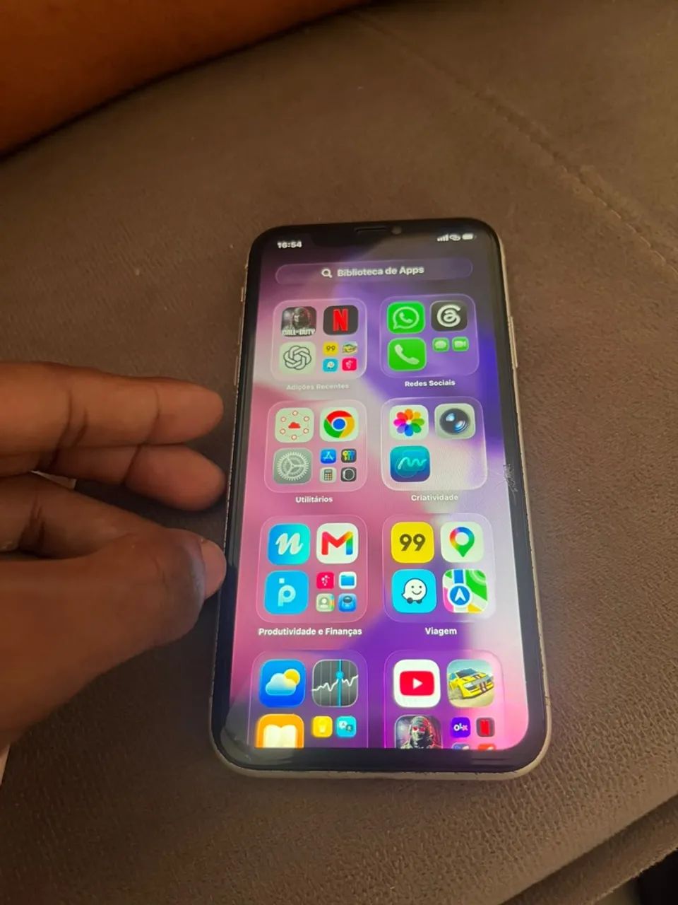 iPhone semi novo 