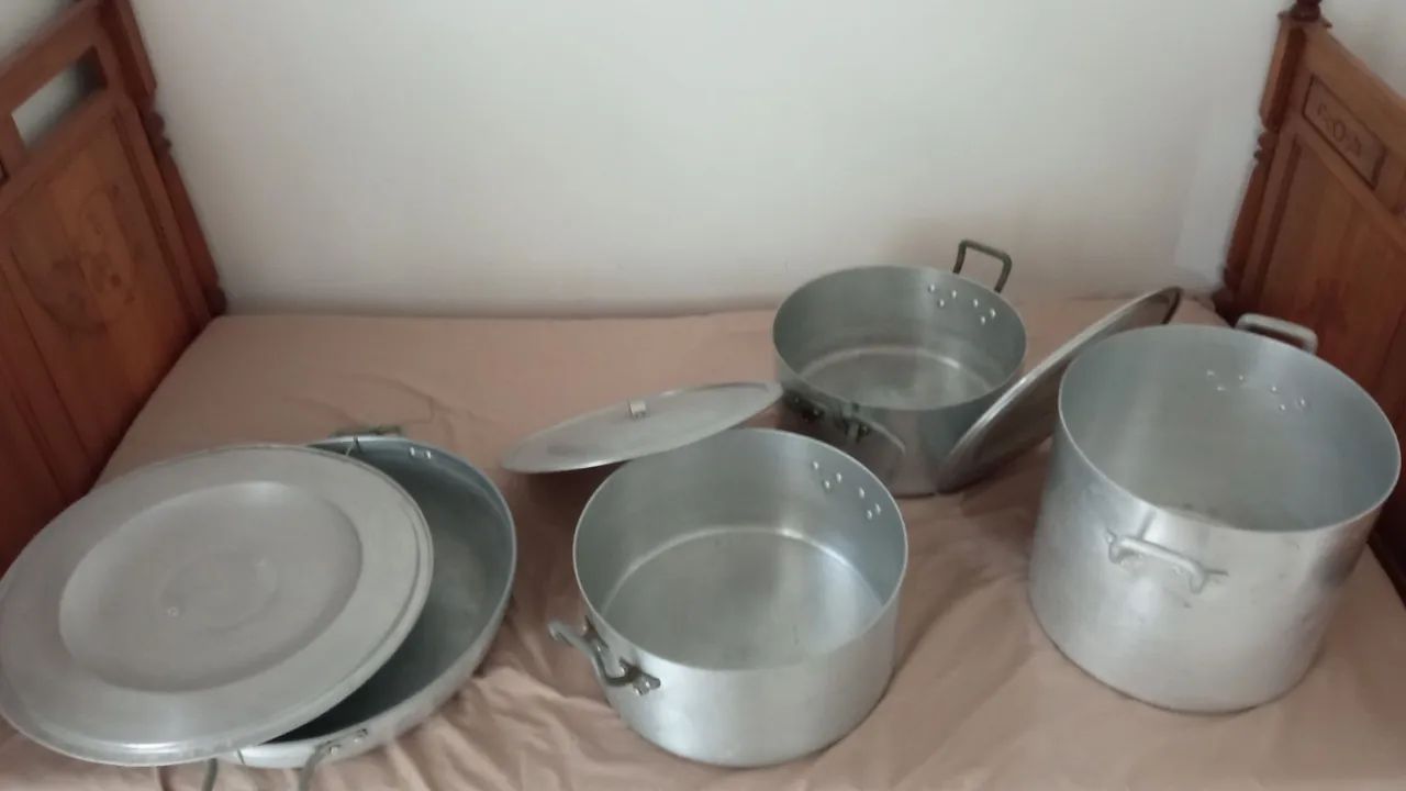 Vendo panelas industrial, alumínio de ótima qualidade. - Foto 2