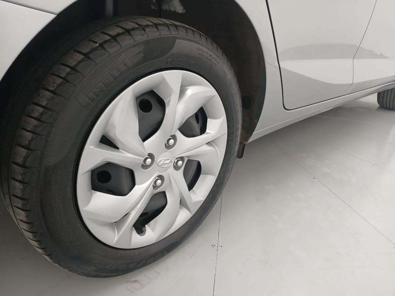 Hyundai HB20S Comfort 1.0 Flex 12V Mec., foto 14 de 18