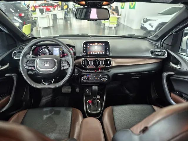 Fiat Cronos Precision 1.3 16V Flex Aut. 2024 - Foto 4