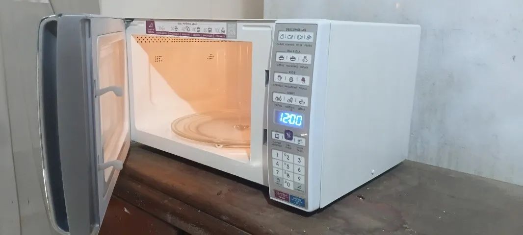 Microondas eletrolux 34 litros - Foto 2