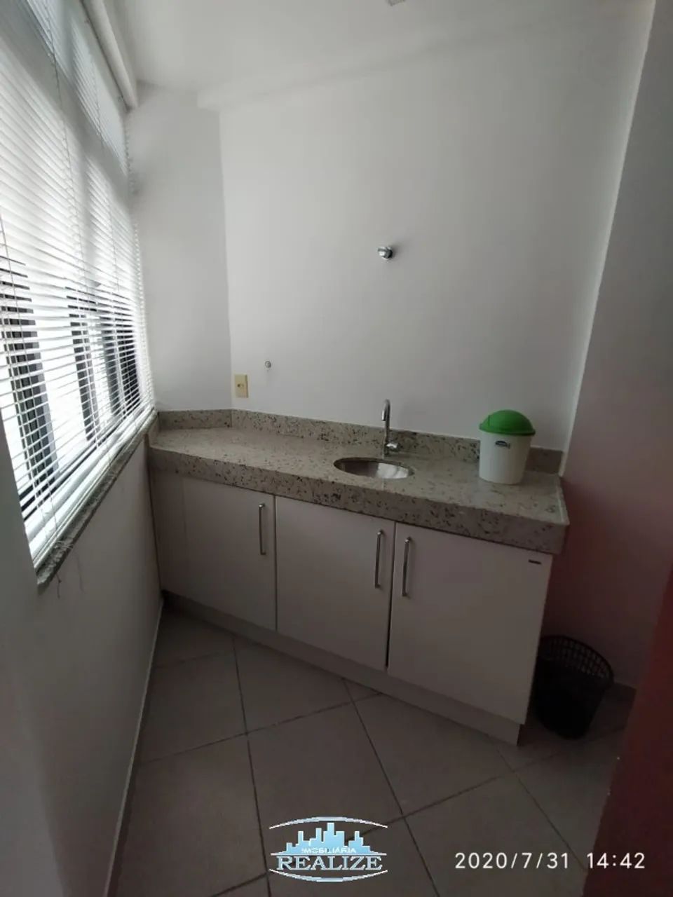 Código 3602 -  Vende loja na Avenida Paladium, bairro Imbaúbas, 30m², banheiro. - Foto 3