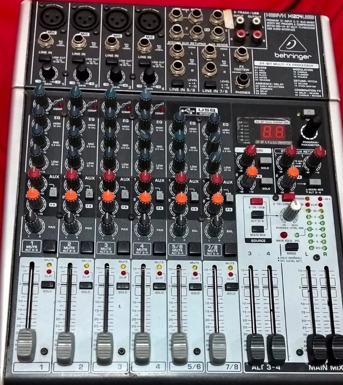 Mesa behringer - Foto 2