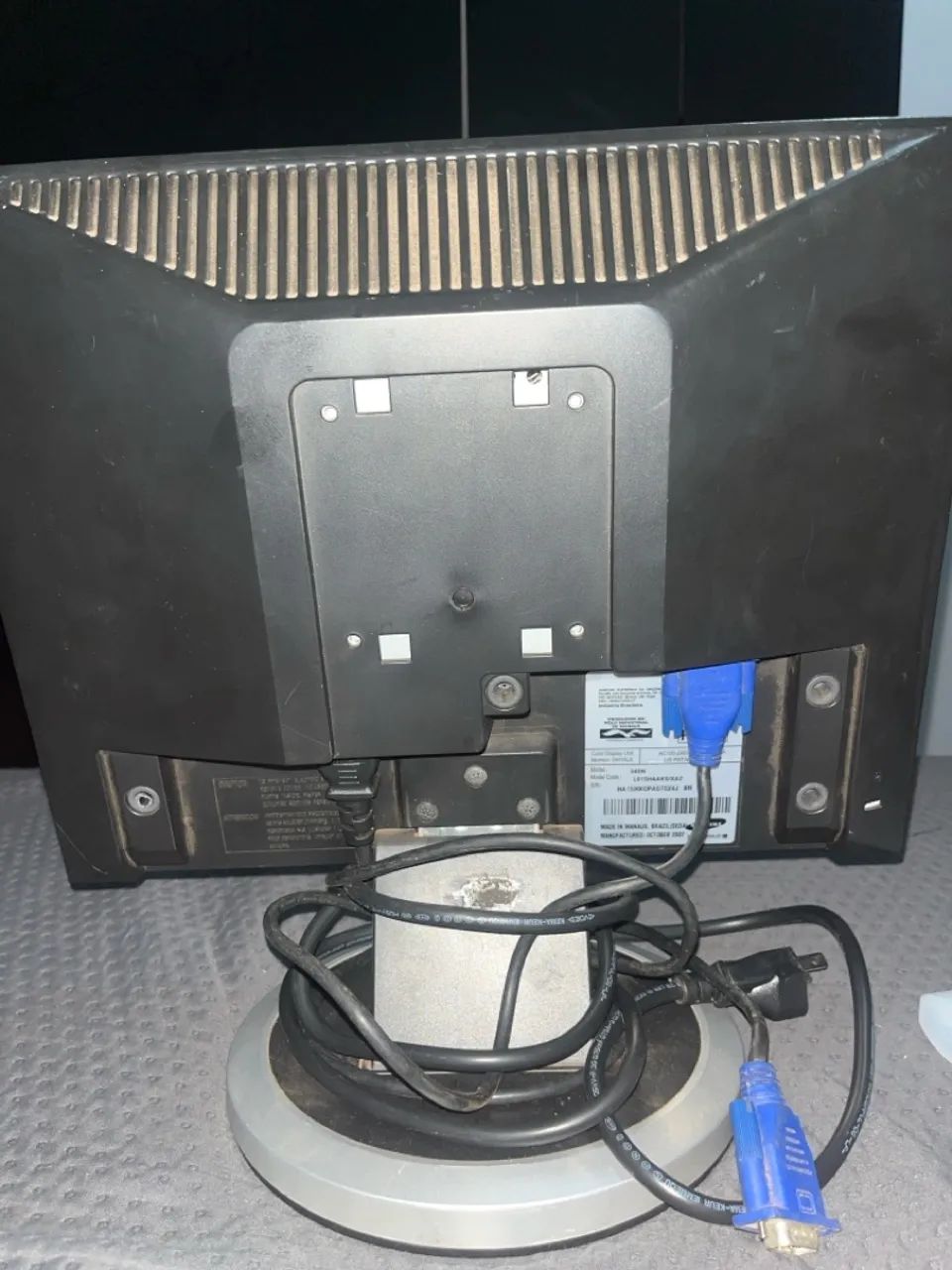 Monitor Samsung 540N com caixa de som - Foto 2