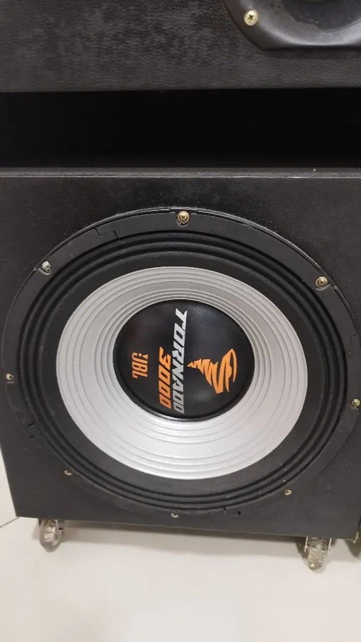 Caixa de Som Trio JBL - Aparelhos de Som - Vermelha, Teresina