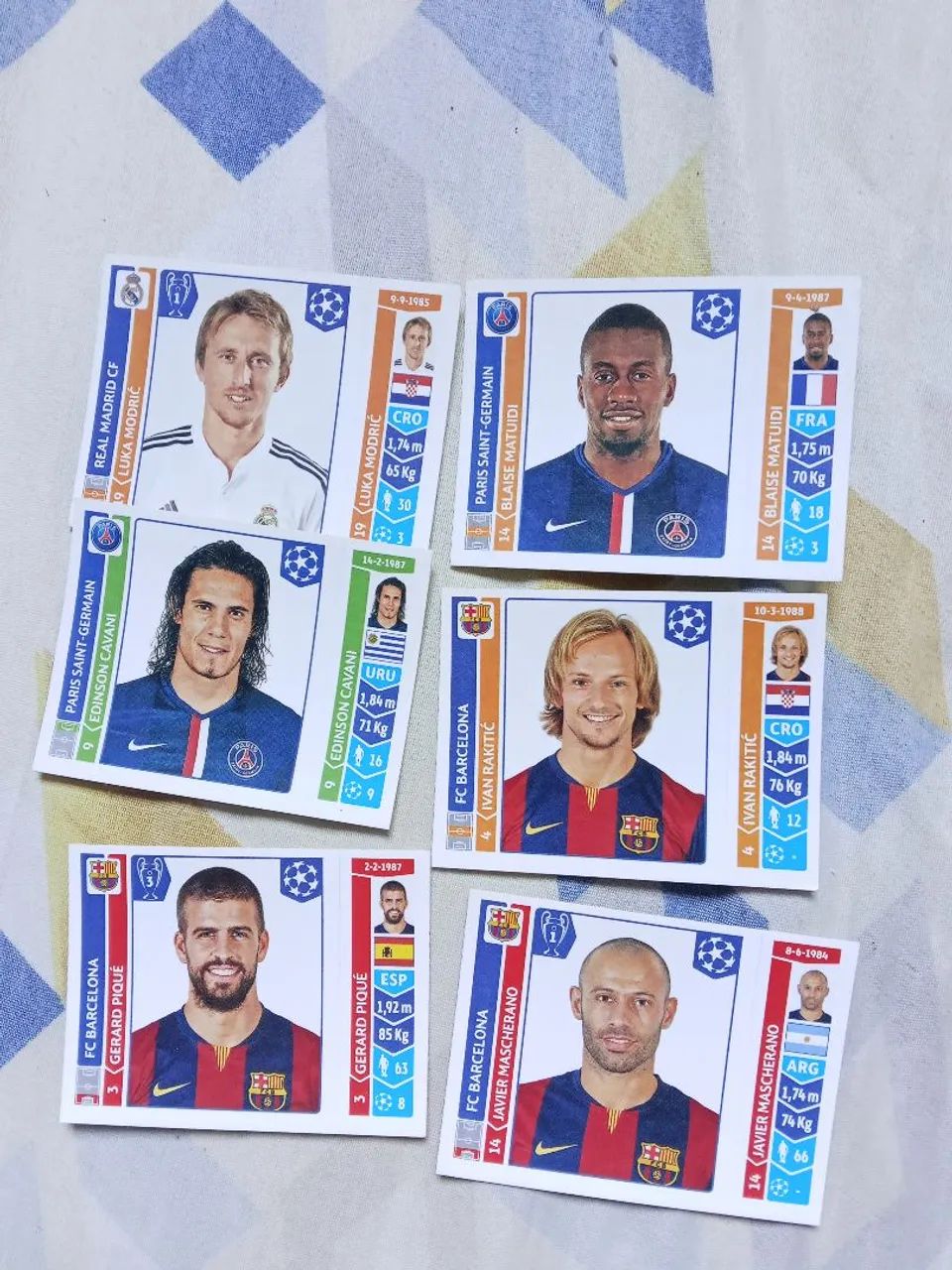 6 figurinha da copa de  2014