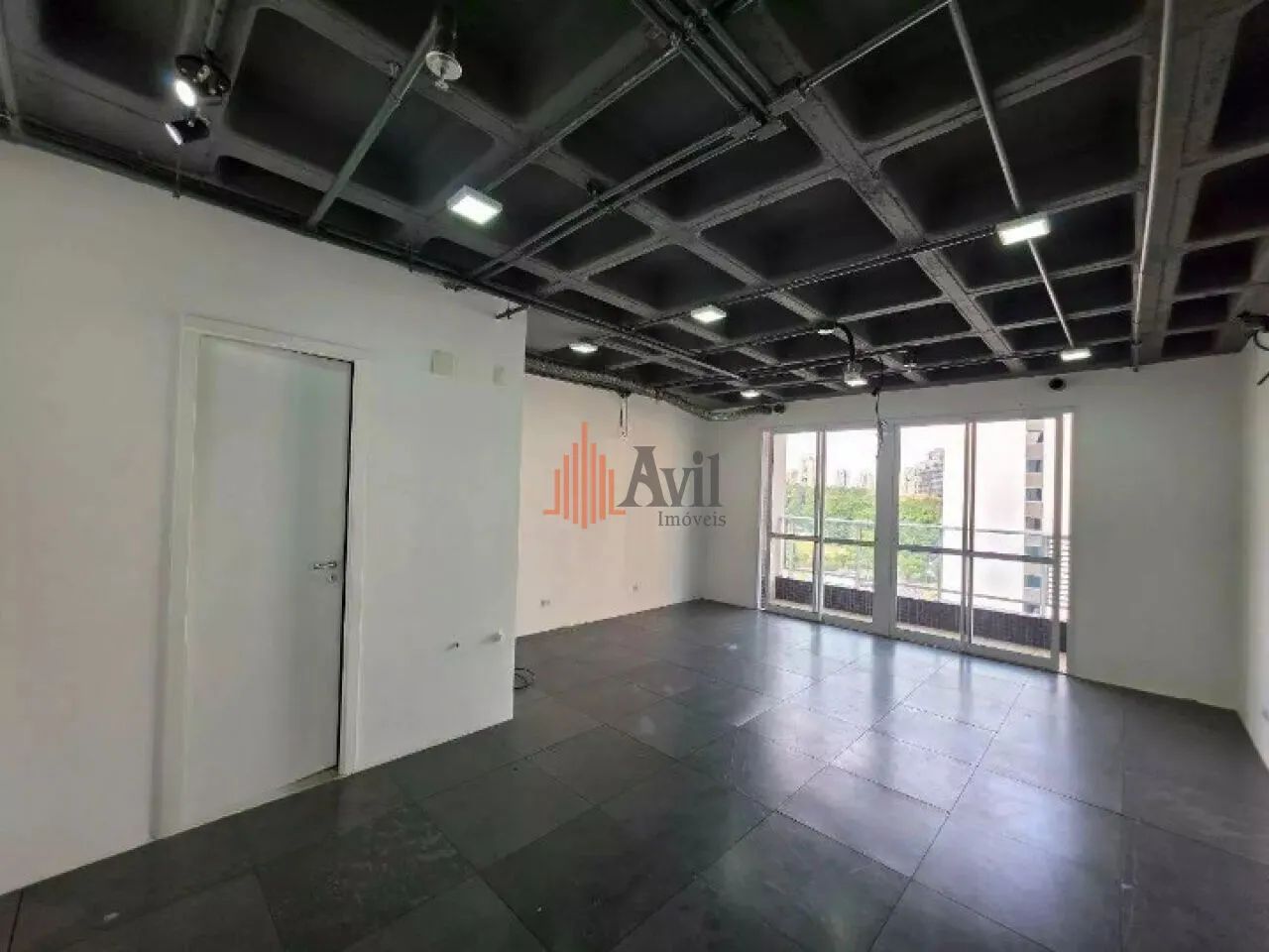 Sala Comercial 37m² para Locação no Jd. Anália Franco