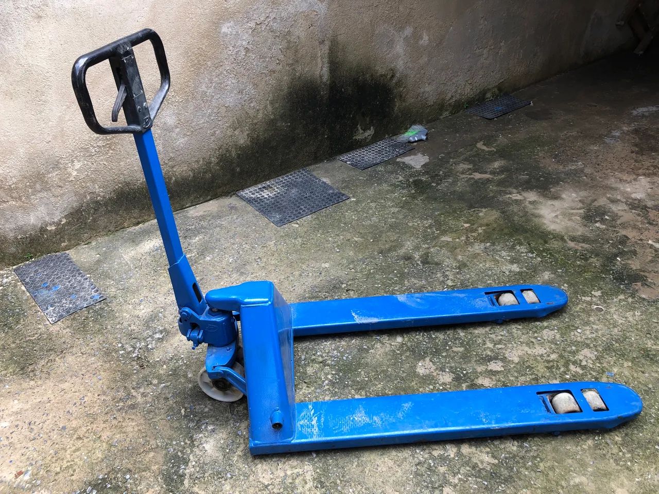 Paleteira Hidráulica Manual 2500kg