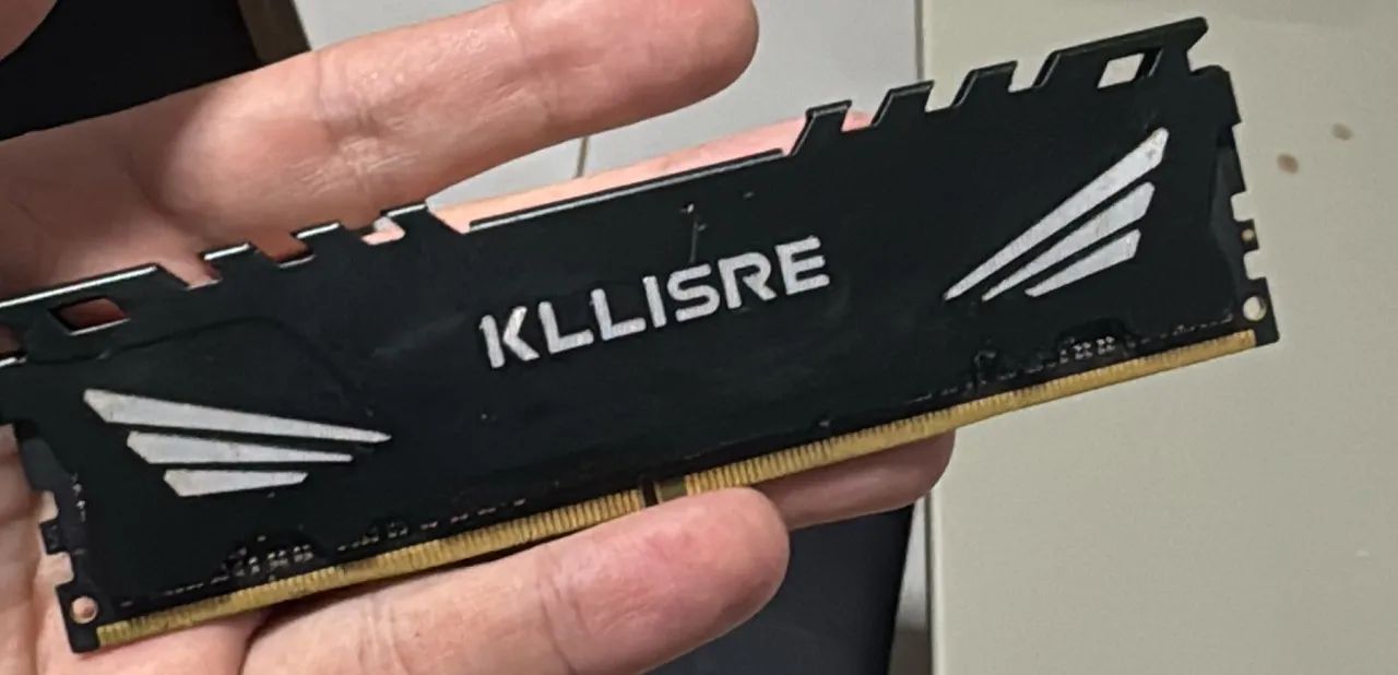 MEMÓRIA RAM KILLSRE 8GB DDR4 3200Mhz