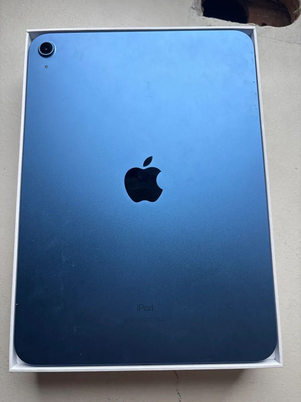 iPad 10° geração na caixa com carregador e manual - Foto 3