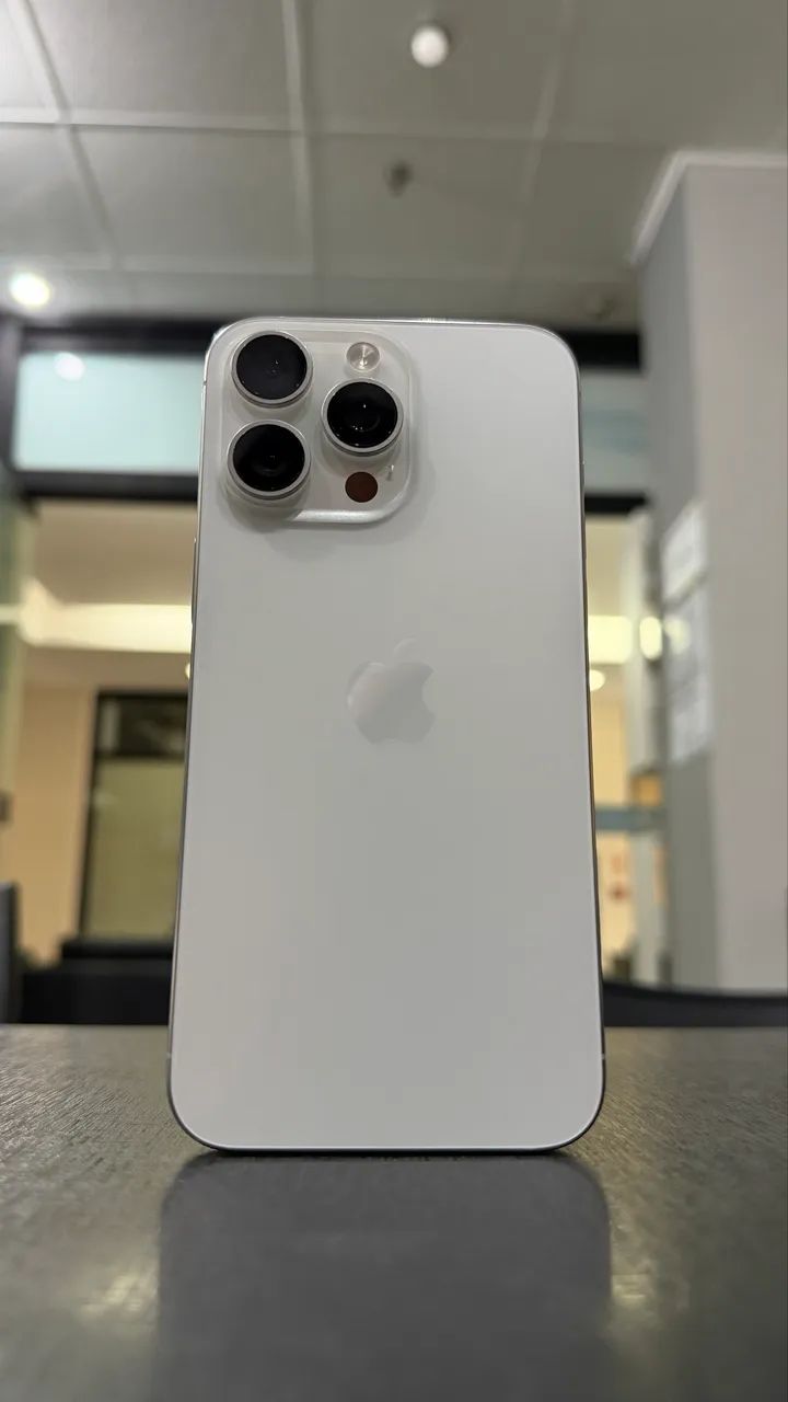 15 PRO MAX BRANCO 256 GB SEMINOVO 