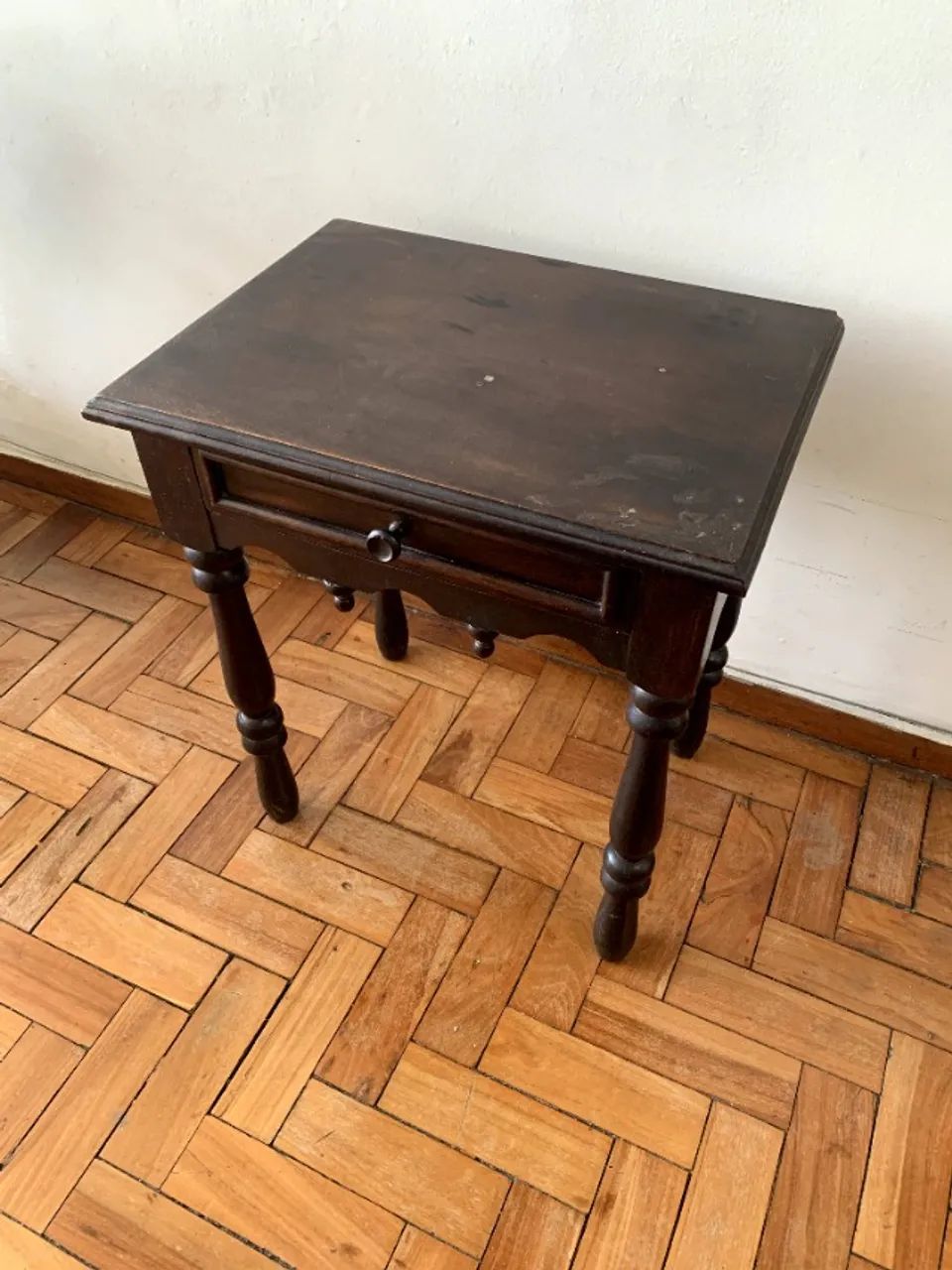Mesa de cabeceira / Criado-mudo antigo em madeira maciça - Foto 5