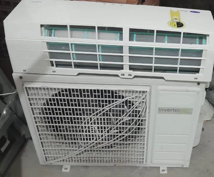 Ar split Carrier 9000 btus