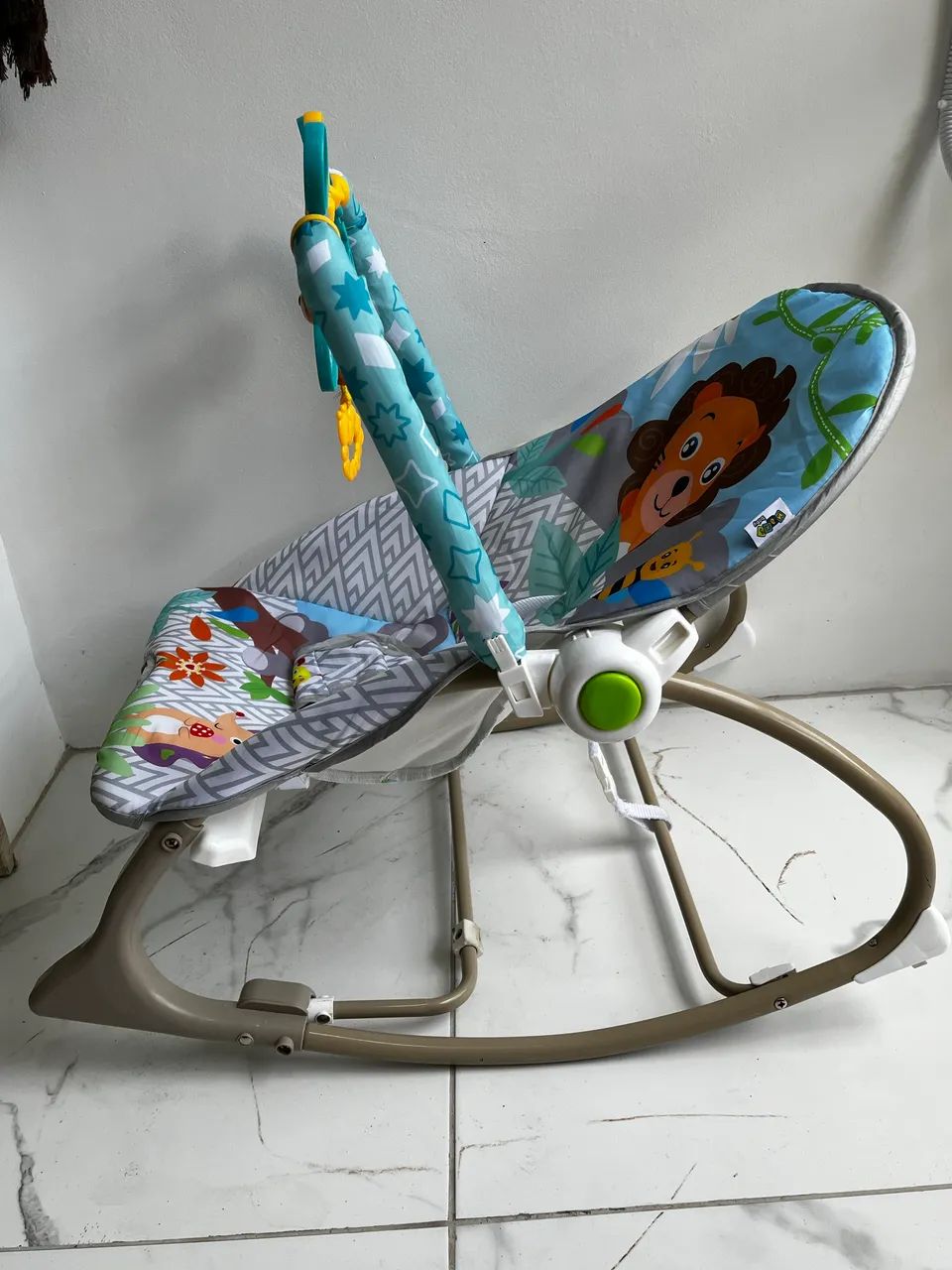 CADEIRA DE BALANÇO PARA BEBÊ 