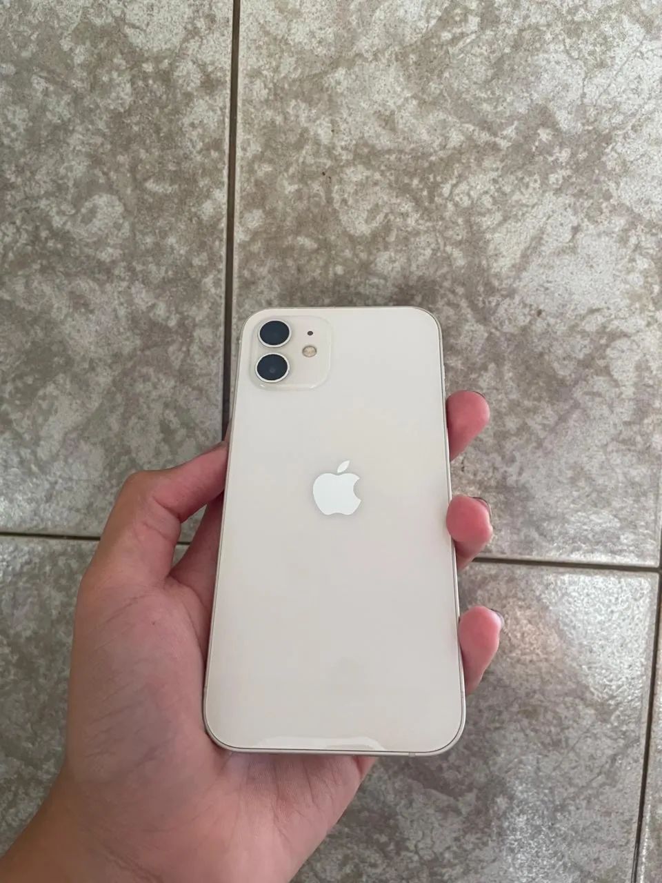 iPhone 12 branco - Foto 2