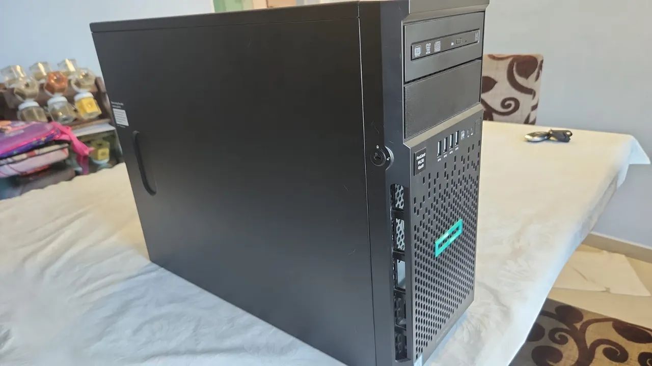 Servidor HPE ProLiant ML30 Gen9 Xeon 1TB Torre Pouco Uso - Foto 4