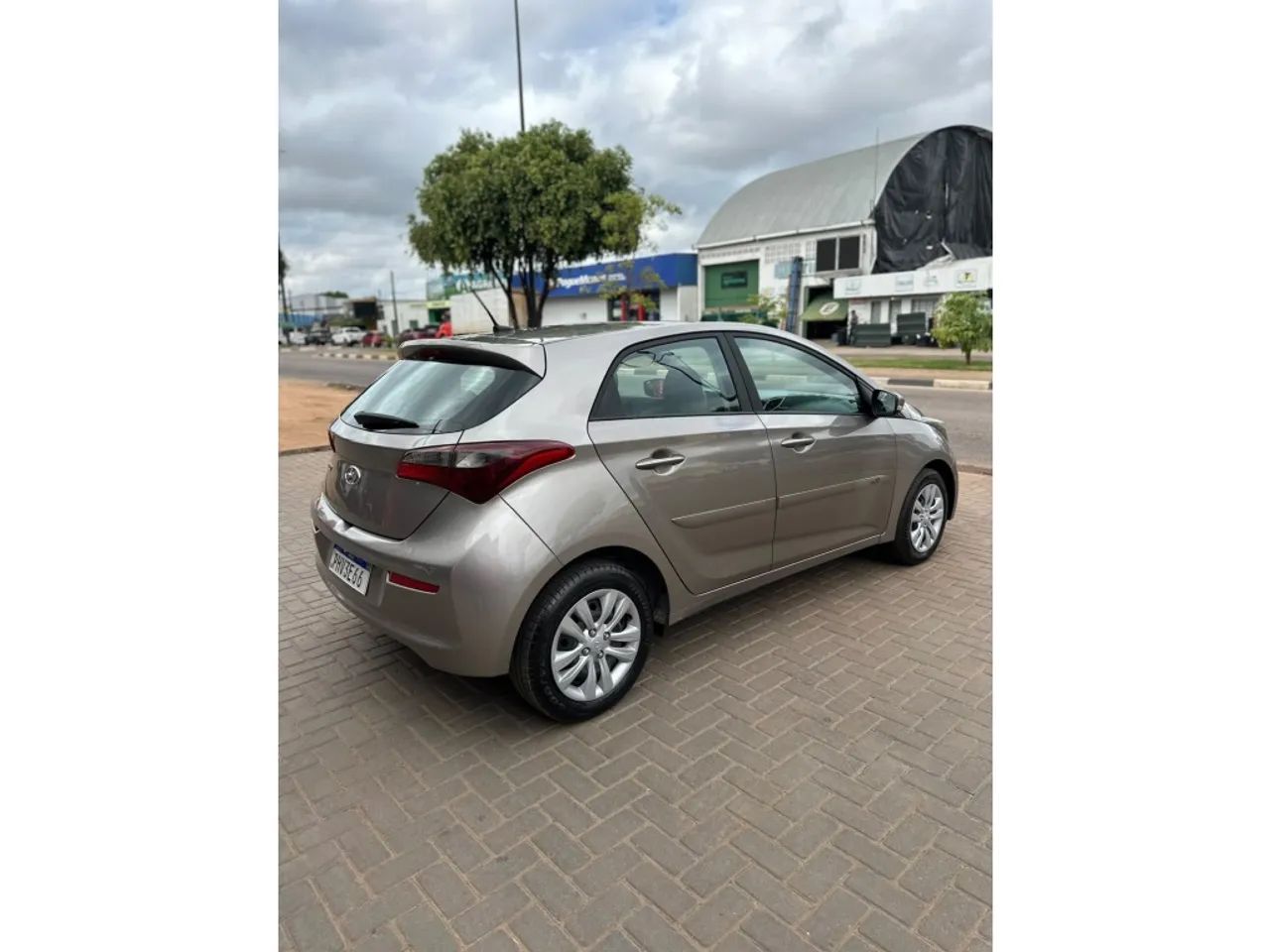 Hyundai HB20 Comfort 1.0 Flex 12V Mec. 2019 - Foto 4