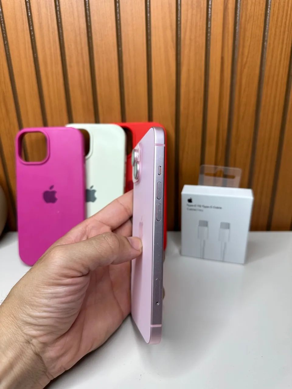 iPhone 15 128Gb 86% de bateria todo original - Celulares e
