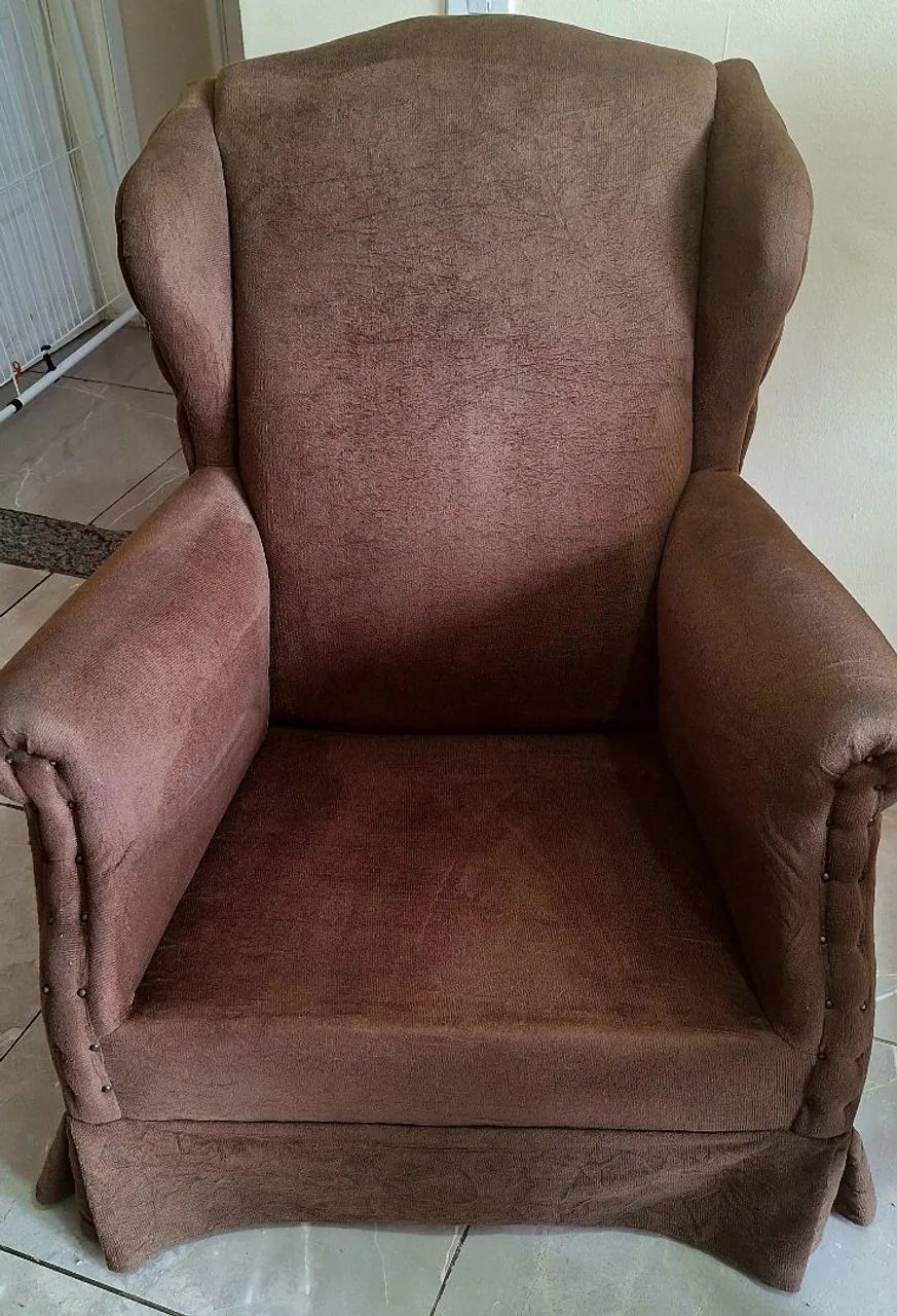 Poltrona Retrô Reformada em SUEDE - Foto 2