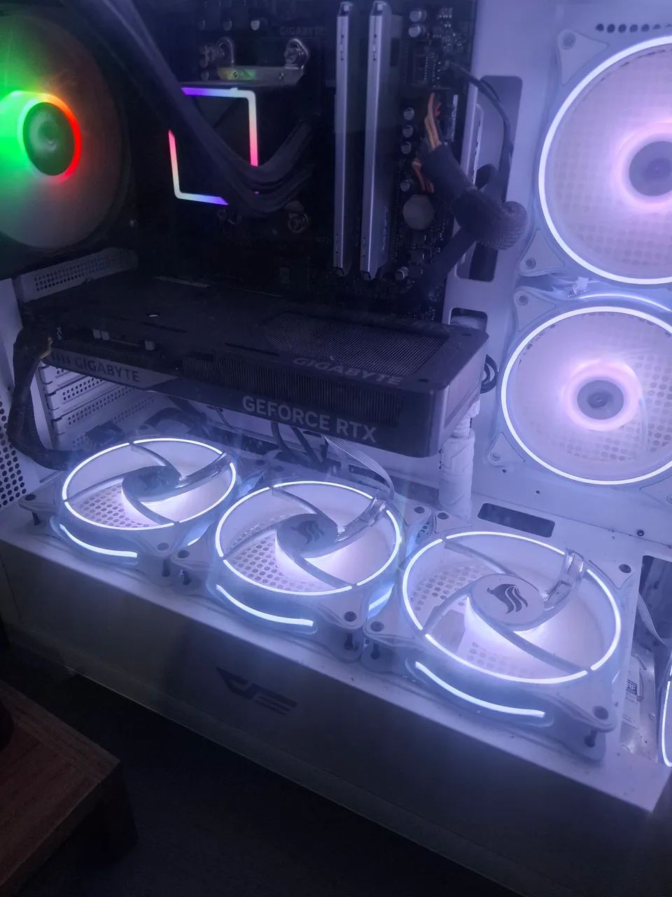 RTX 5060 Gigabyte Eagle Triple Fan - Foto 4