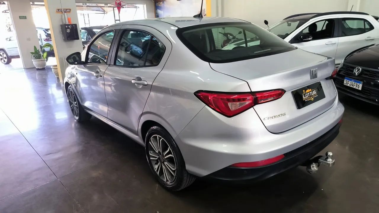 Fiat Cronos Precision 1.8 16V Flex Mec. 2019 - Foto 4