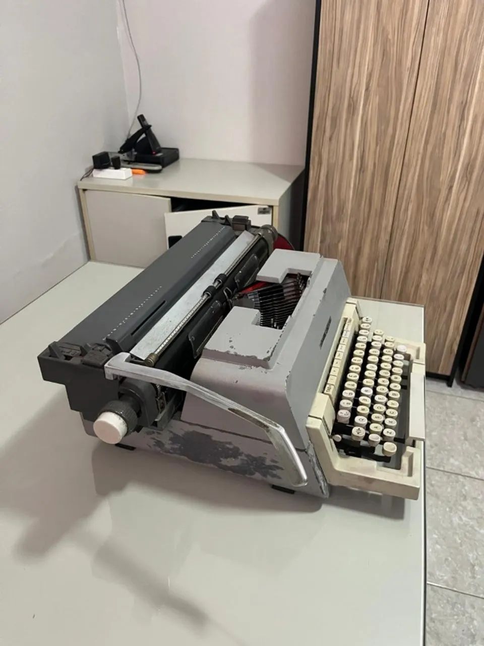 OLIVETTI LINEA 98 - ORIGINAL DE 1992 - FUNCIONANDO PERFEITAMENTE - Foto 2