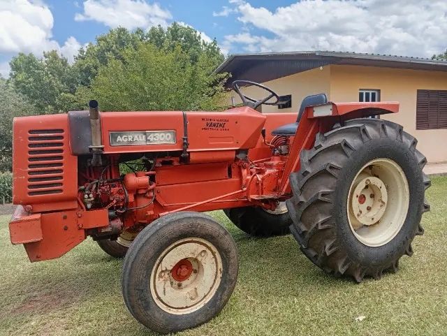 TRATOR Agrale 4300 - Foto 4