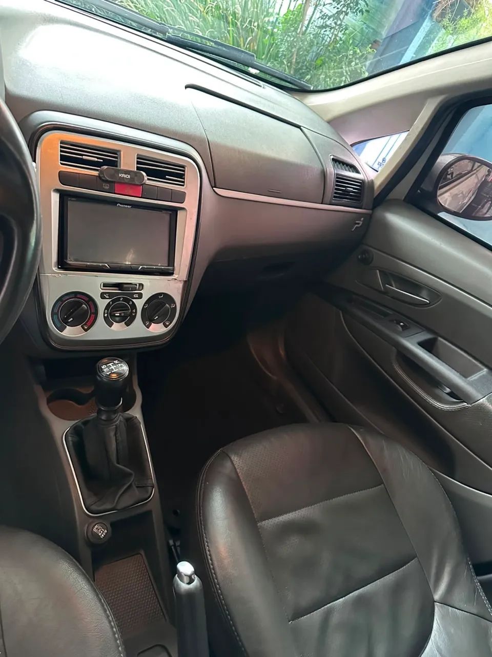 Fiat Punto Punto ELX 1.4 Fire Flex 8V 5p 2010