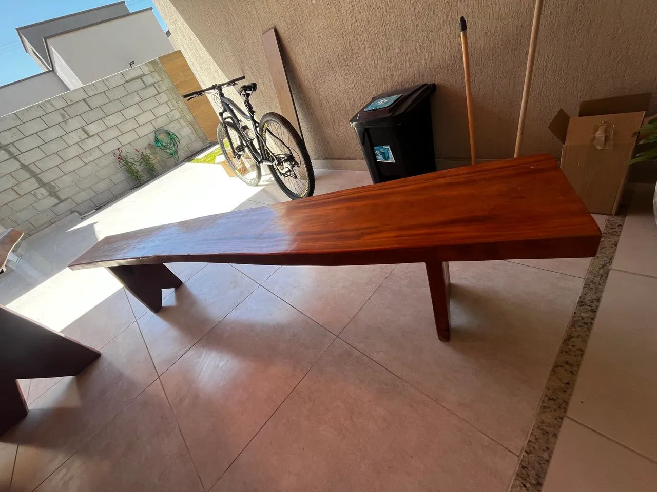 2 Bancos de madeira de jaqueira  - Foto 2