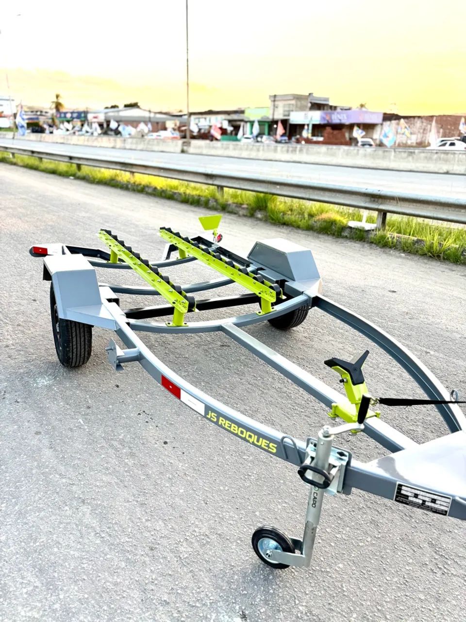 REBOQUE / CARRETINHA PARA JET SKI - PRONTA ENTREGA - Foto 3