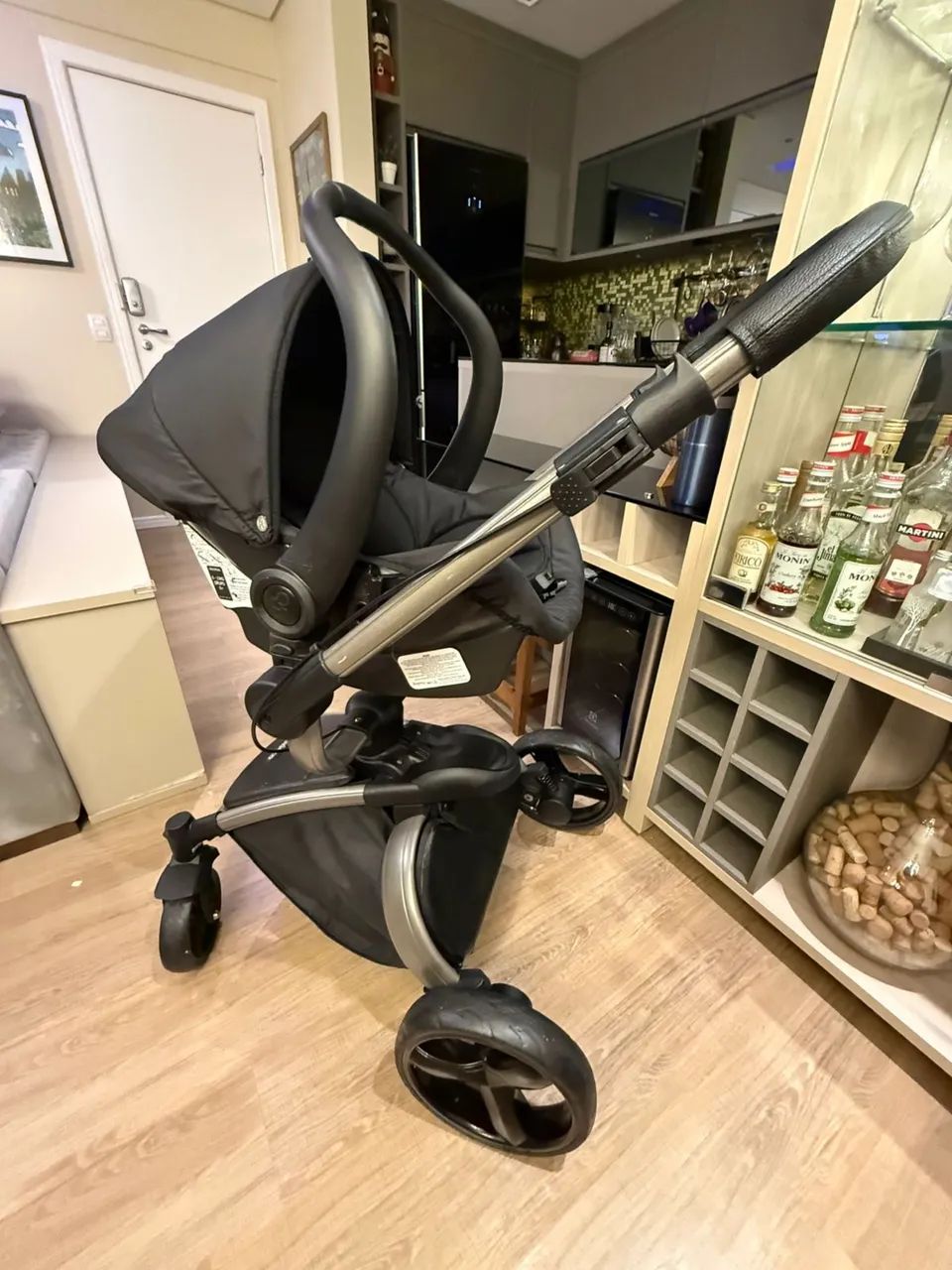 Carrinho Galzerano Vulcan Completo + Bebê Conforto e Base - Foto 4