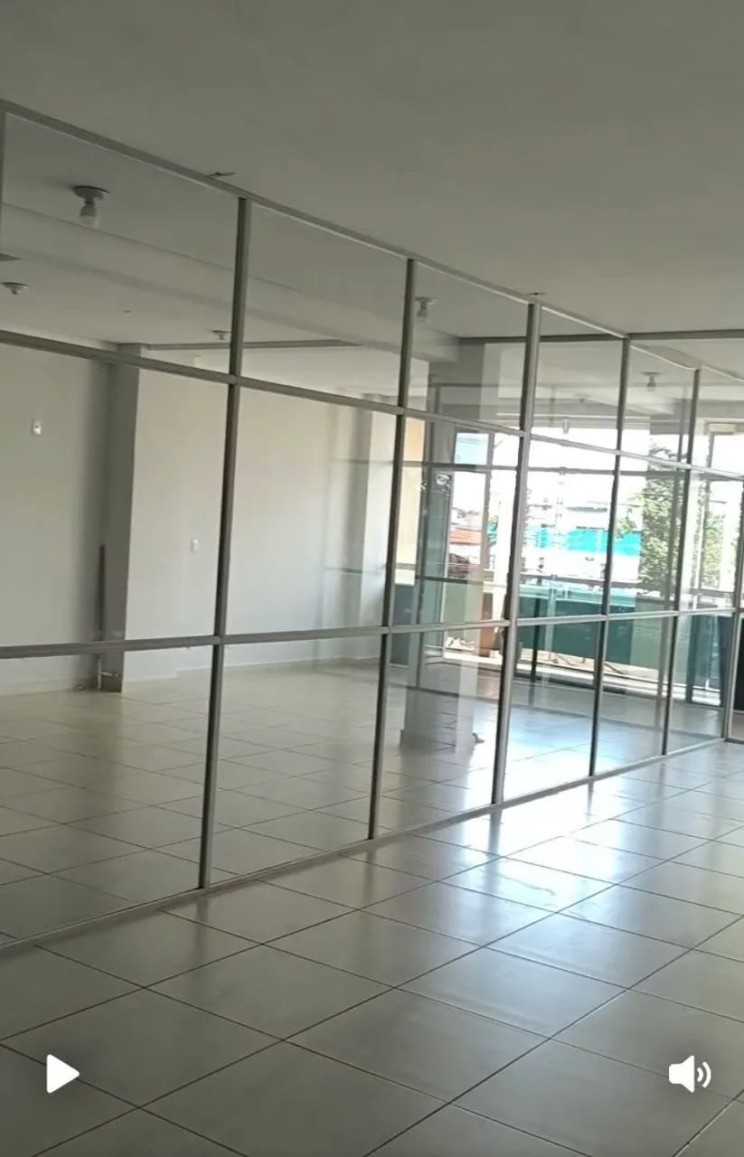 DIVISÓRIAS DE VIDRO NO ALUMÍNIO COM MDF - Foto 5