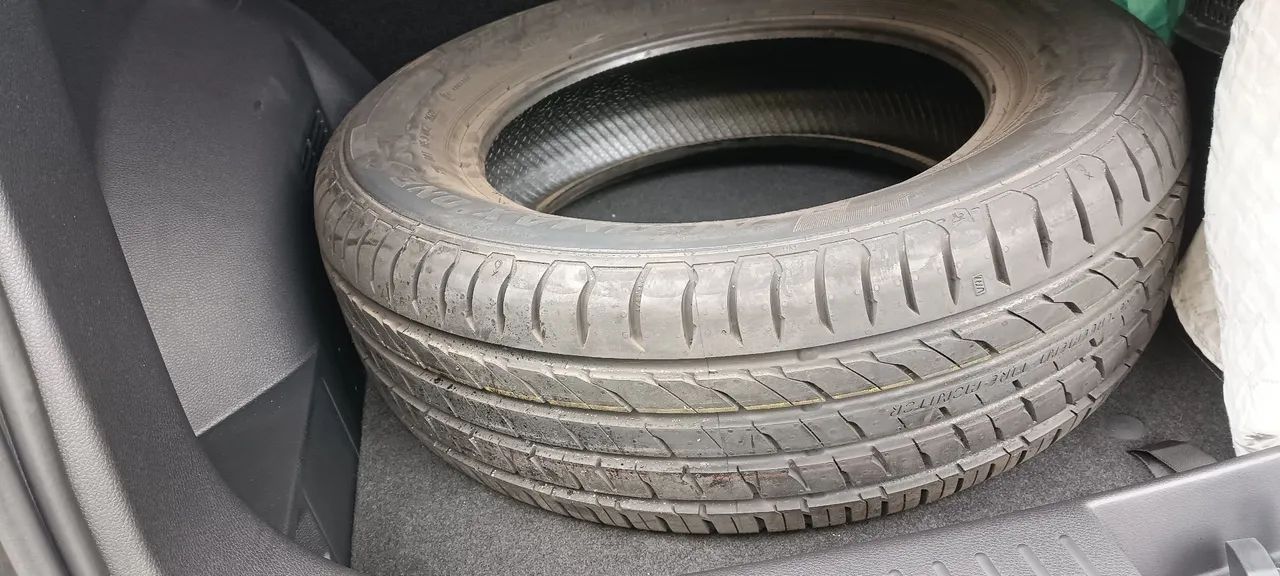 Par pneus NOVOS continental altimax one s 205 60 r15  - Foto 4