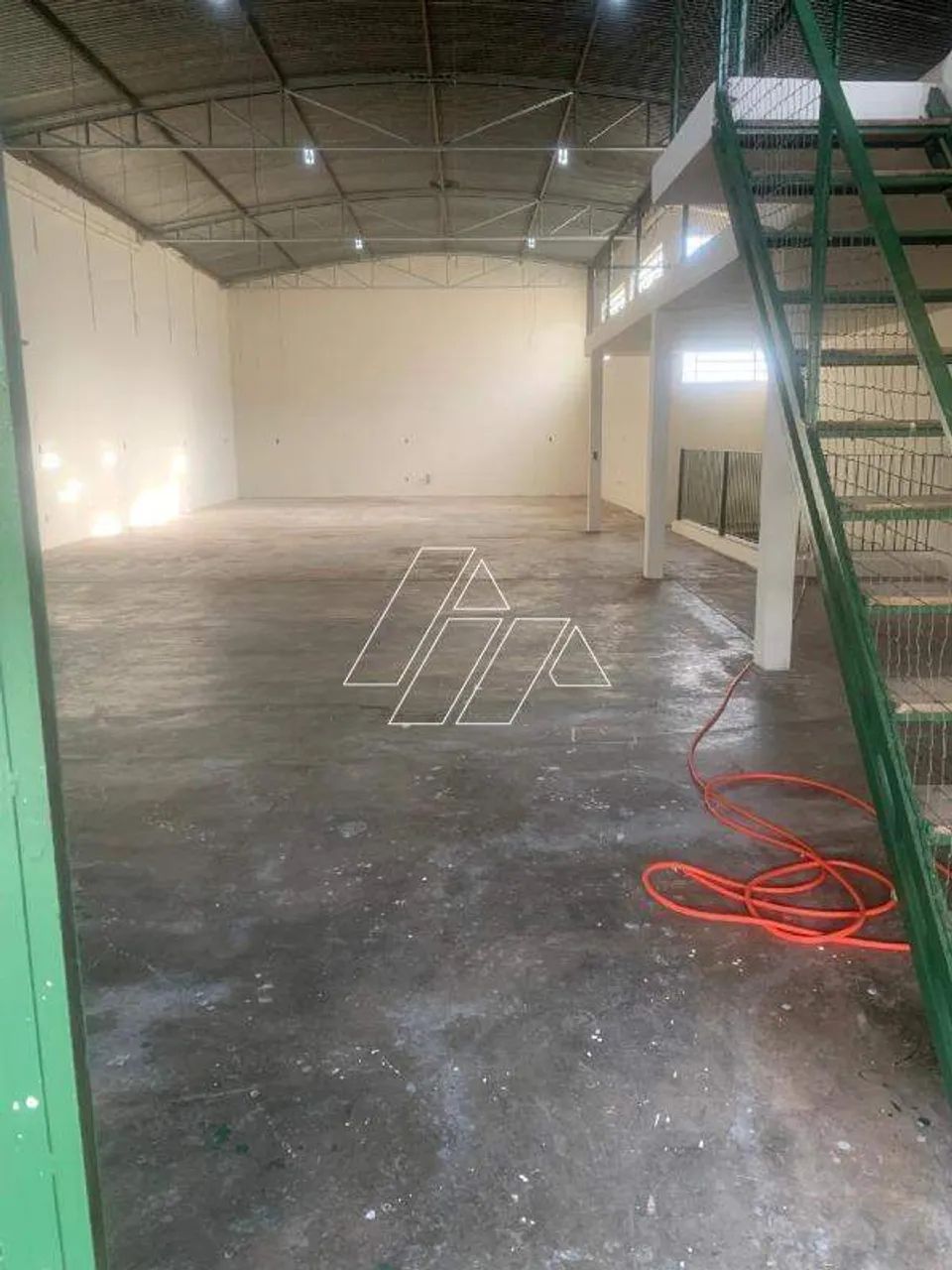 Barracão com 200 m² à venda na Zona Norte  Marília/SP - Foto 4
