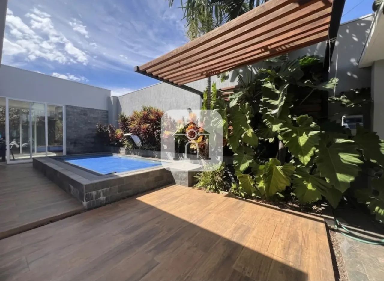 Casa à venda no Centro - Foto 2