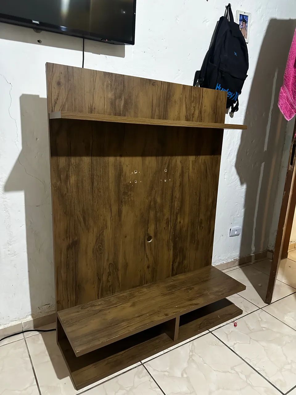 Painel/rack de madeira para tv  - Foto 2