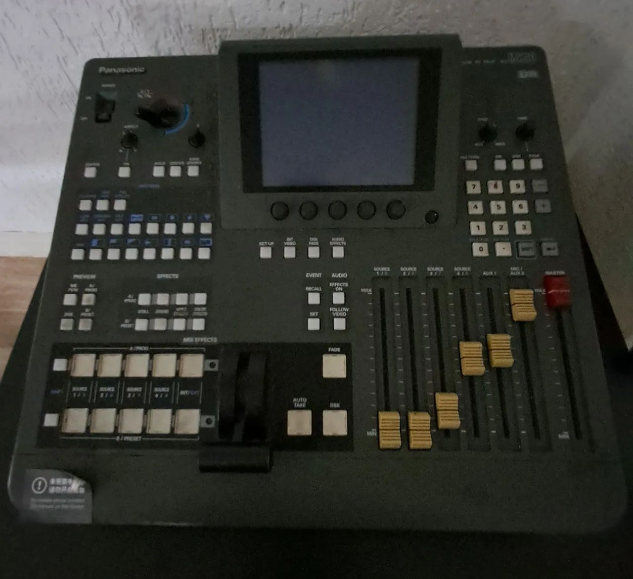 Mesa de Corte de Video Panasonic 