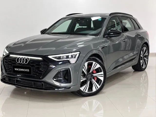 Audi Q8 E-tron Performance Black (elétrico) 2024 - Foto 2